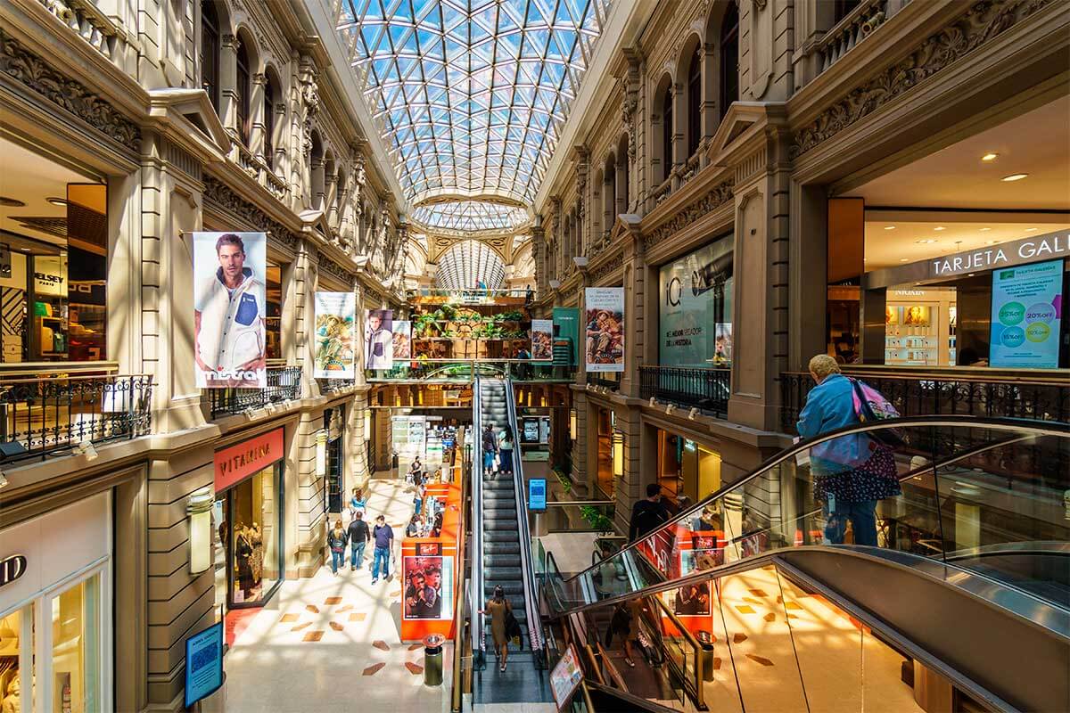 Paseos y compras navideñas en Buenos Aires